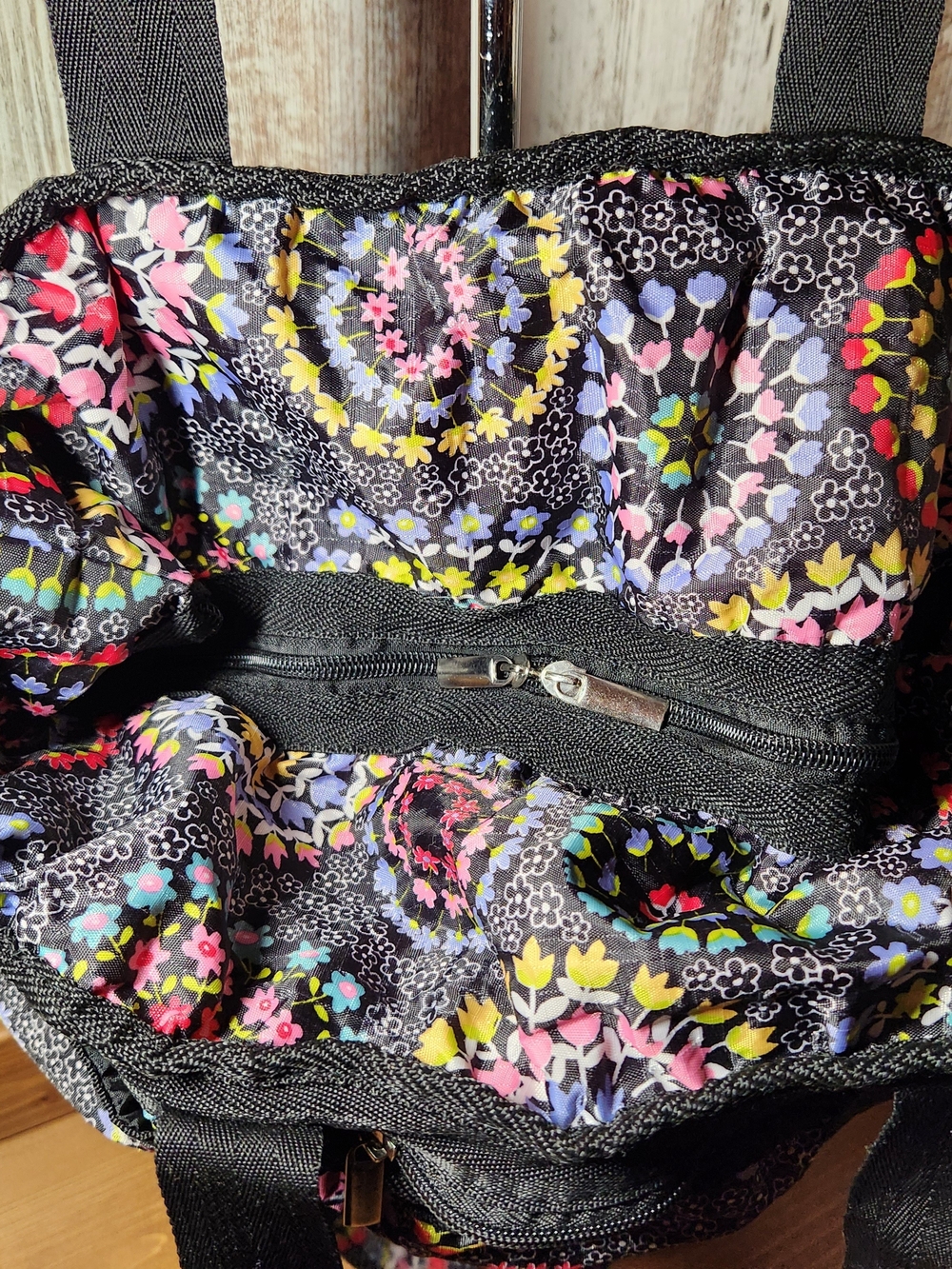 Aphorism Black Nylon Multi Color Tote Floral Medallions Side Pockets Zippers - Picture 8 of 14
